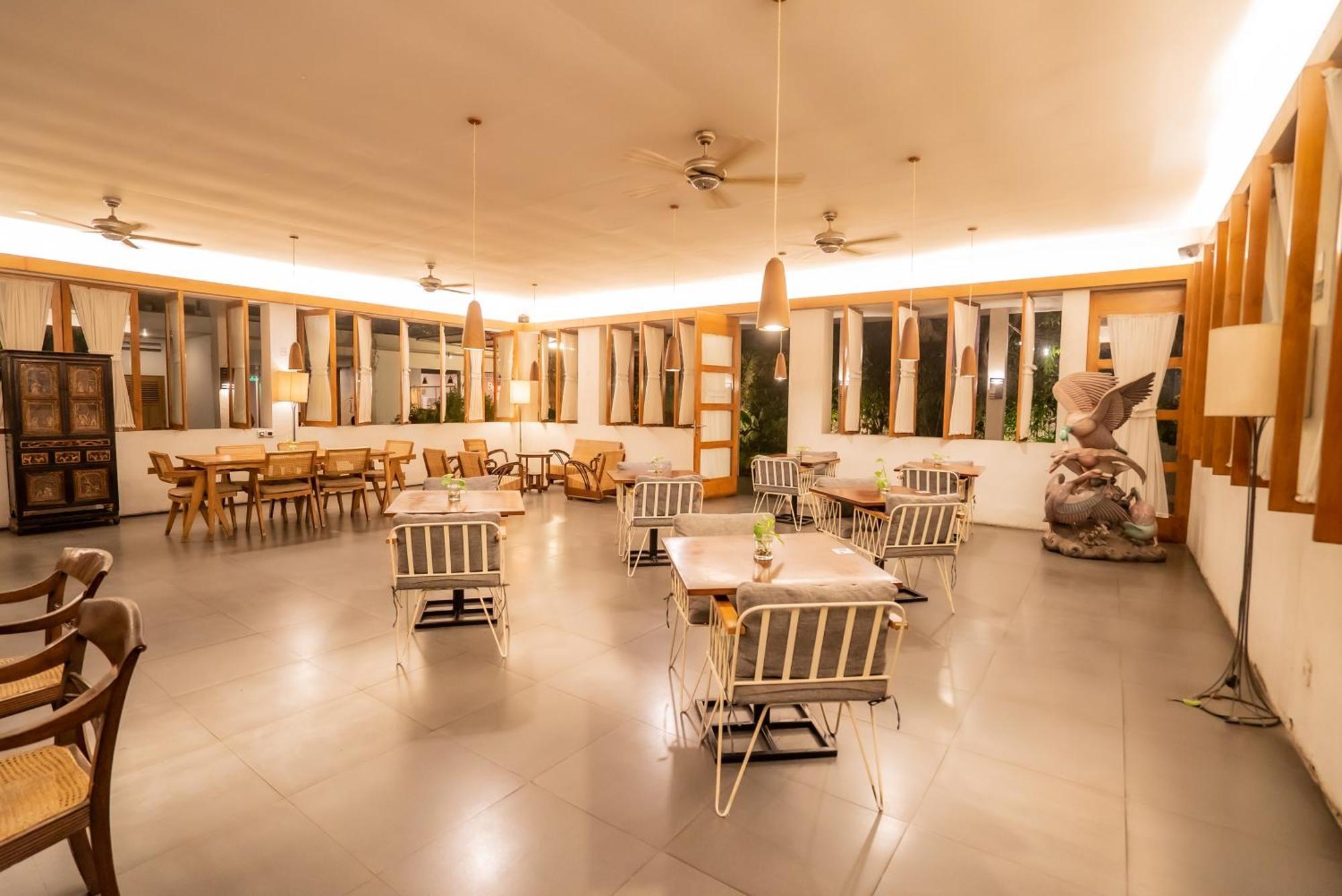 Hotel Blambangan Banyuwangi  Exterior foto