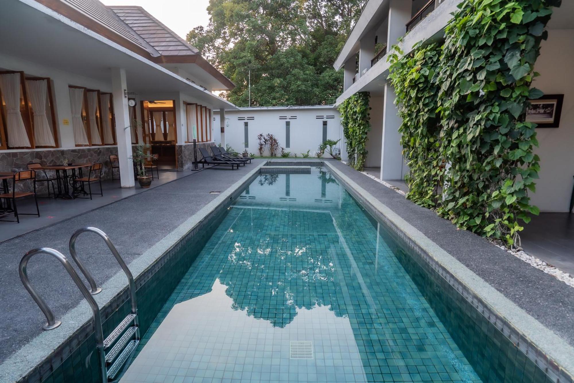Hotel Blambangan Banyuwangi  Exterior foto