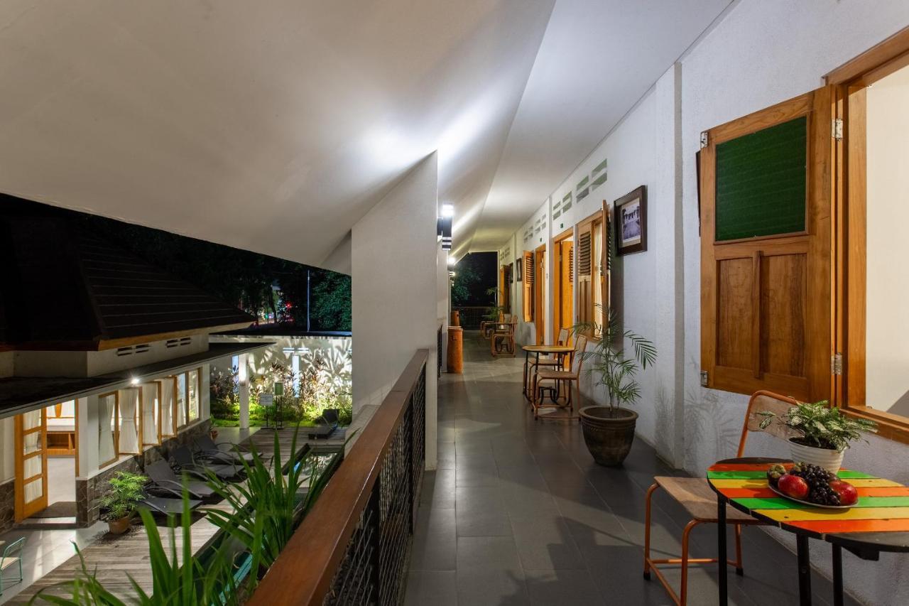 Hotel Blambangan Banyuwangi  Exterior foto