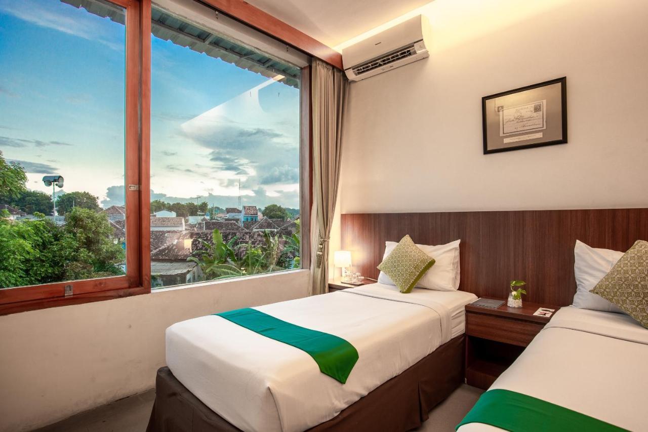 Hotel Blambangan Banyuwangi  Exterior foto